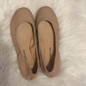 NWOT Nude Leather Lucky Brand Flats